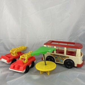 Fisher Price Little People Vintage bus, fire truck and table lot BUYER TO CLEAN